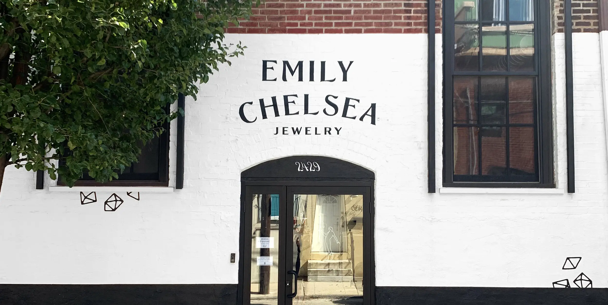 The front entrance of Emily Chelsea Jewelry